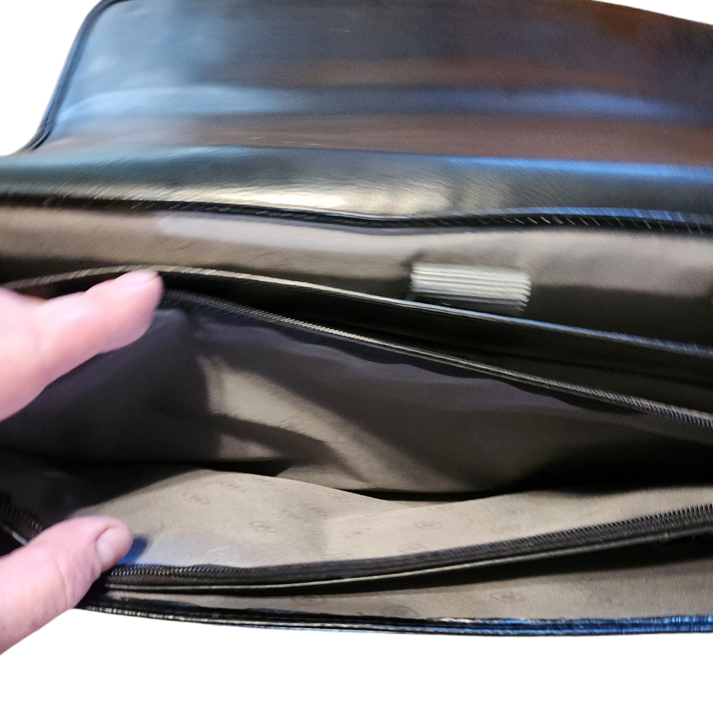 New Wenger Swiss Army Vitrinox Real Leather Padded Laptop Briefcase Computer Bag - Picture 11 of 14